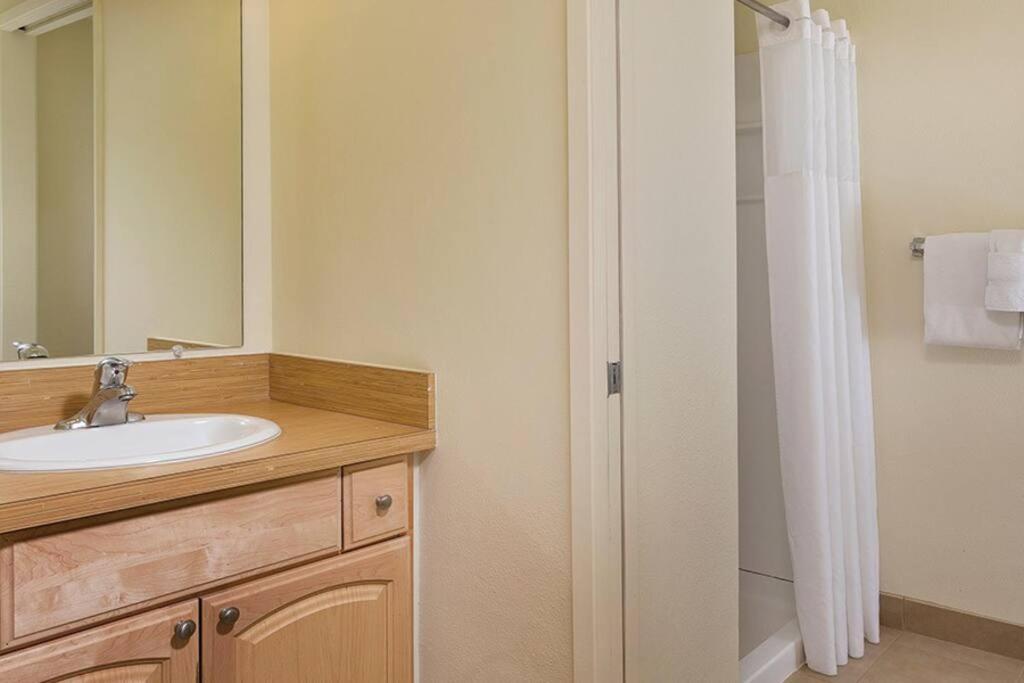 Apartment Beautiful 2 Bedroom @ Kona!